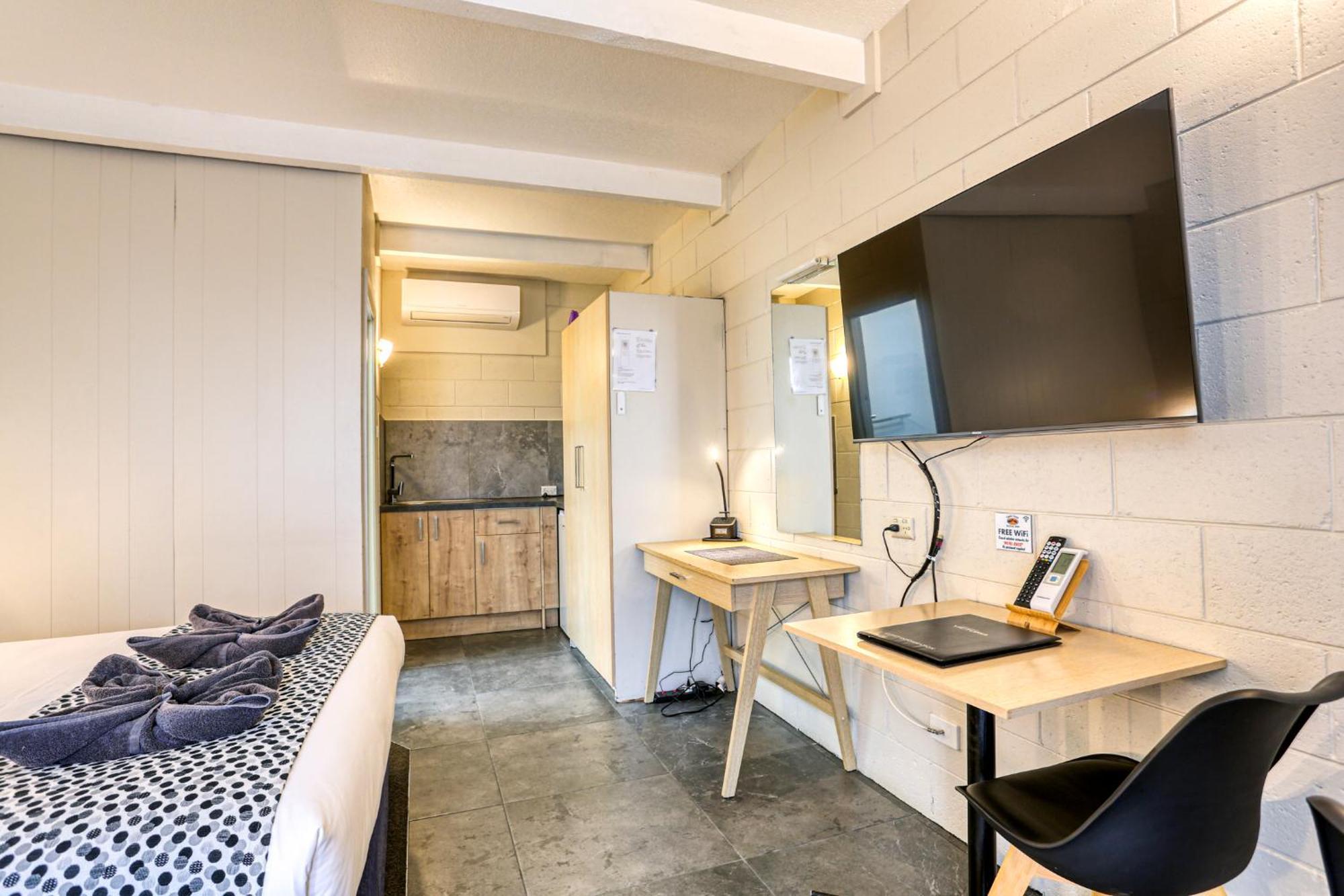 Castle Creek Motor Inn Euroa Dış mekan fotoğraf
