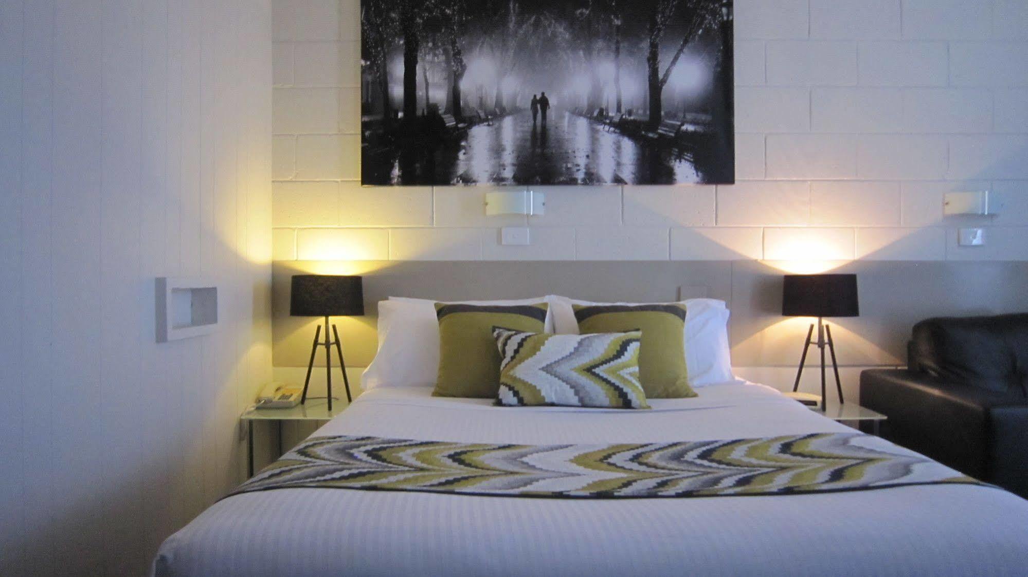 Castle Creek Motor Inn Euroa Dış mekan fotoğraf
