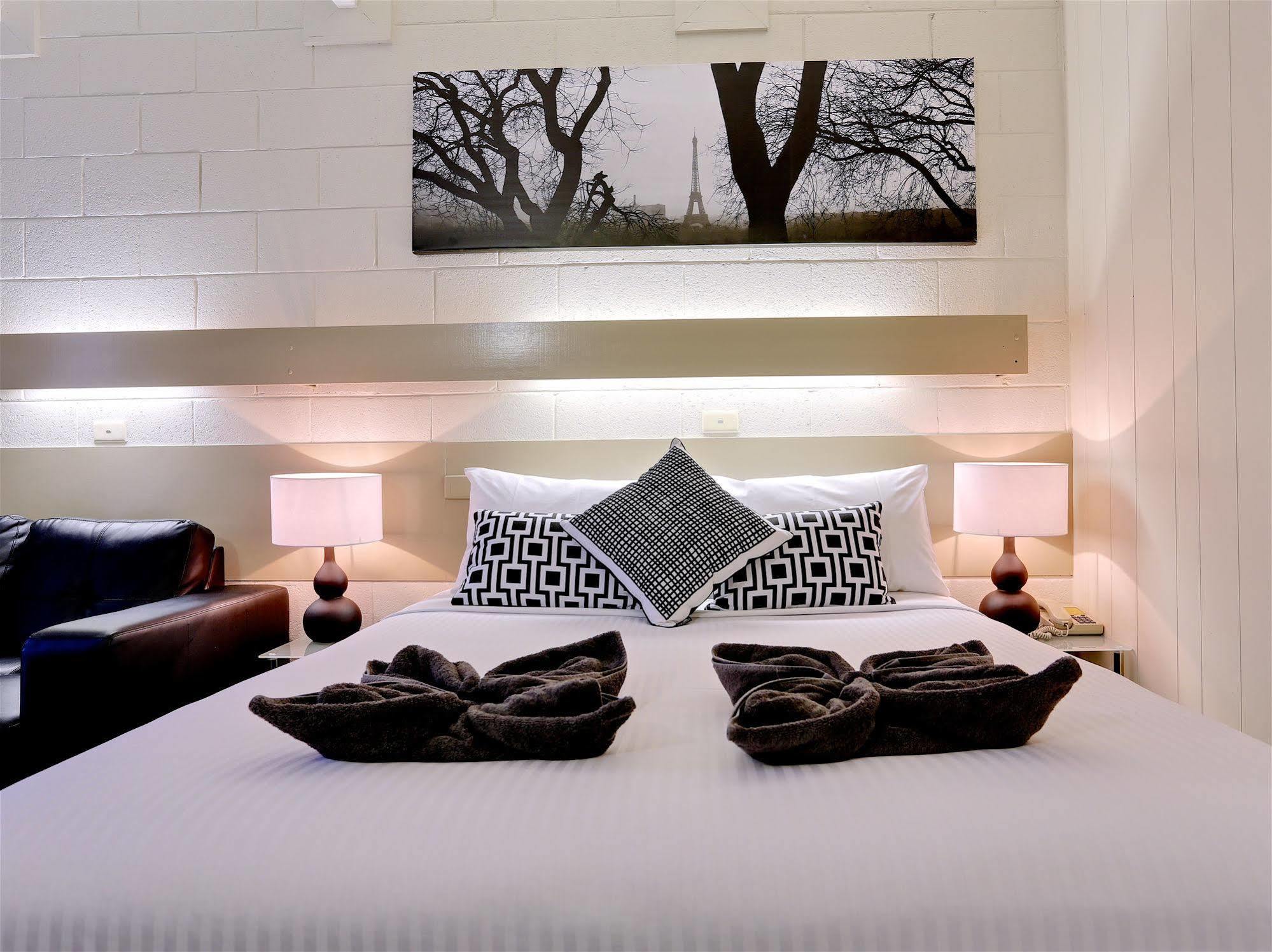 Castle Creek Motor Inn Euroa Dış mekan fotoğraf