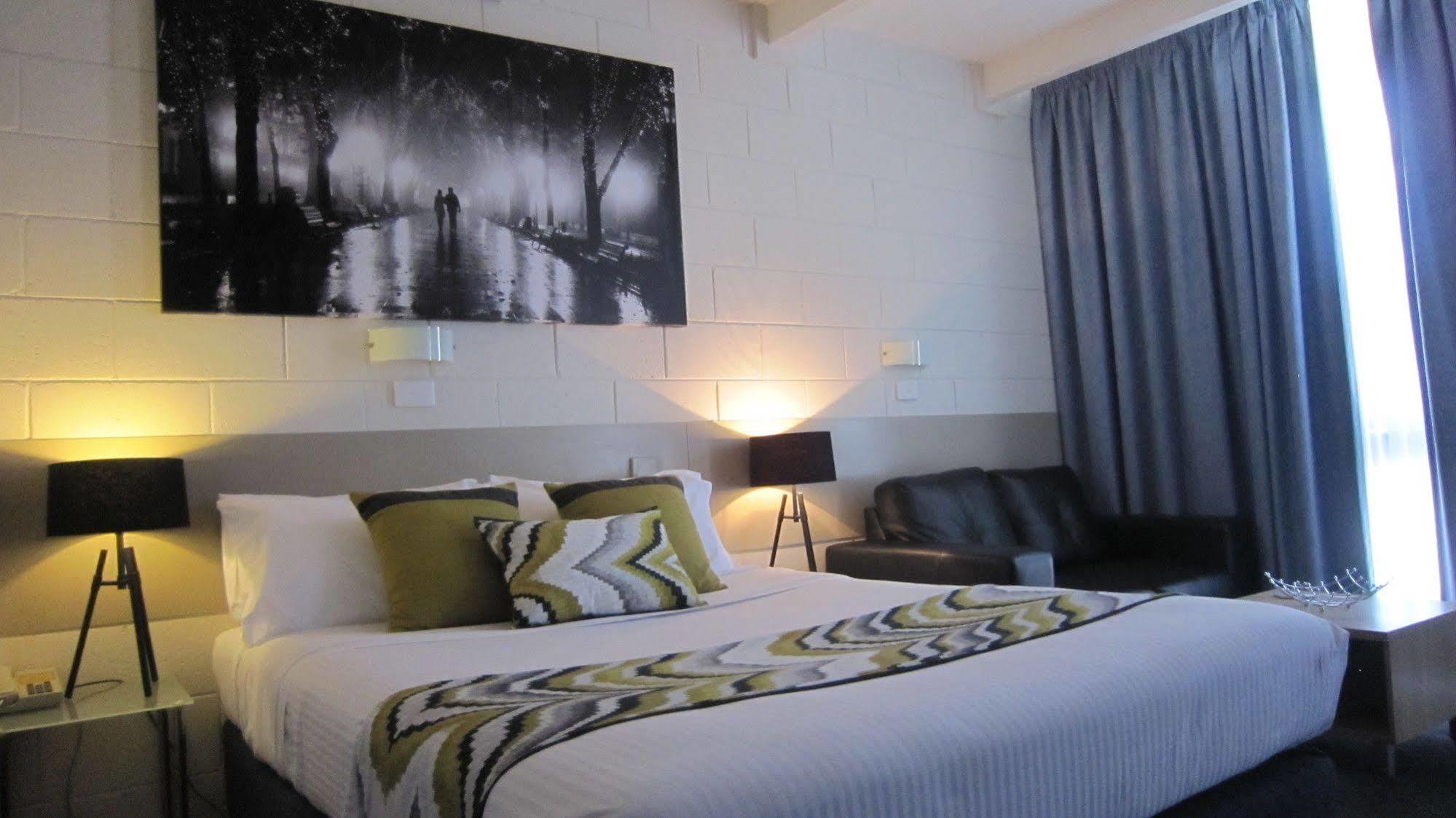 Castle Creek Motor Inn Euroa Dış mekan fotoğraf