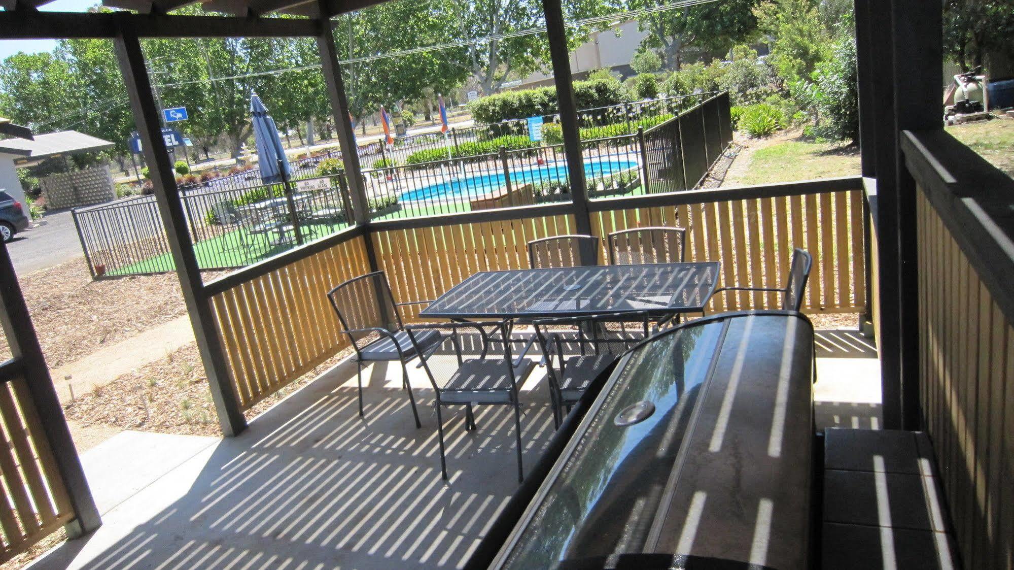 Castle Creek Motor Inn Euroa Dış mekan fotoğraf