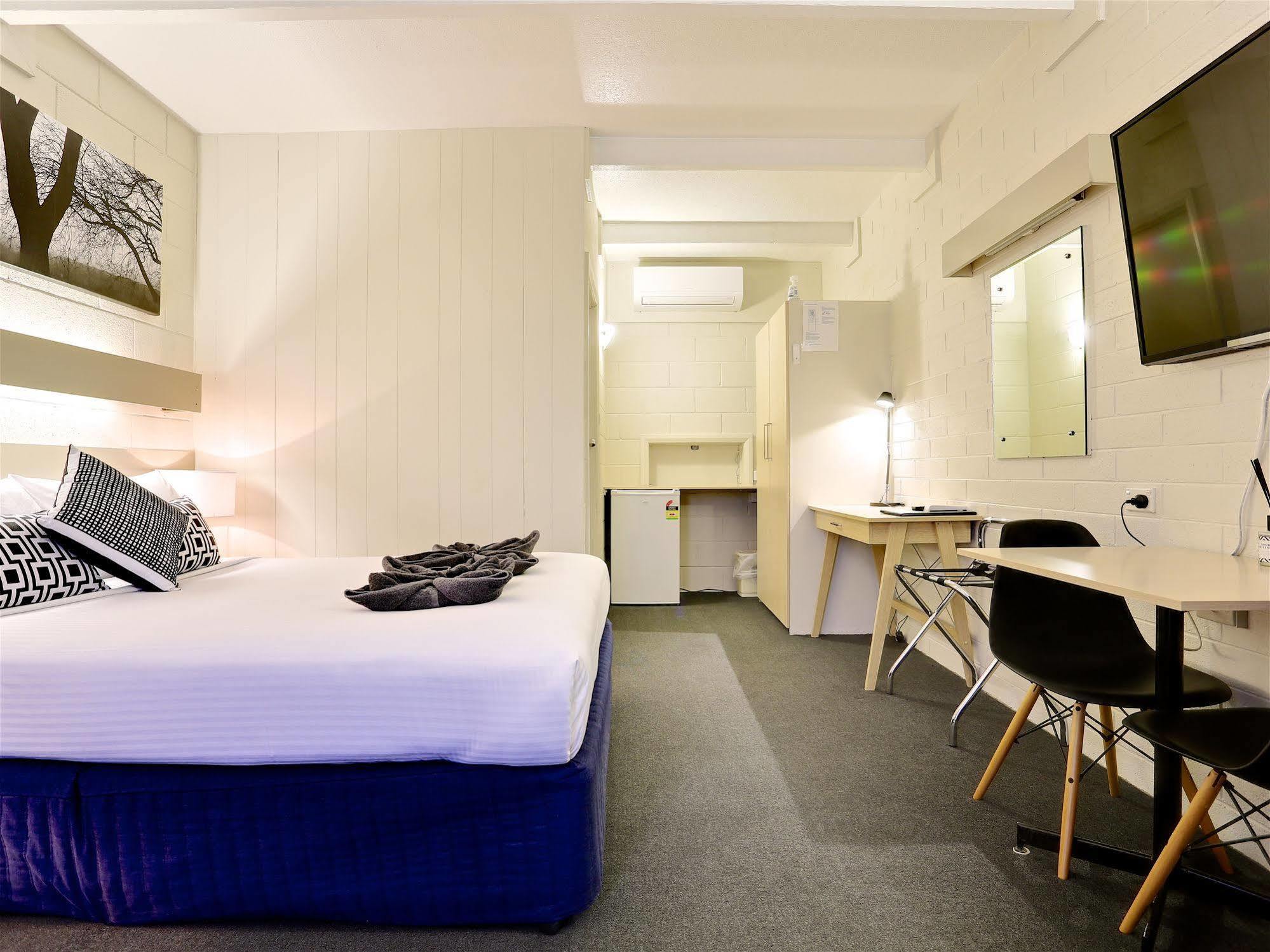 Castle Creek Motor Inn Euroa Dış mekan fotoğraf