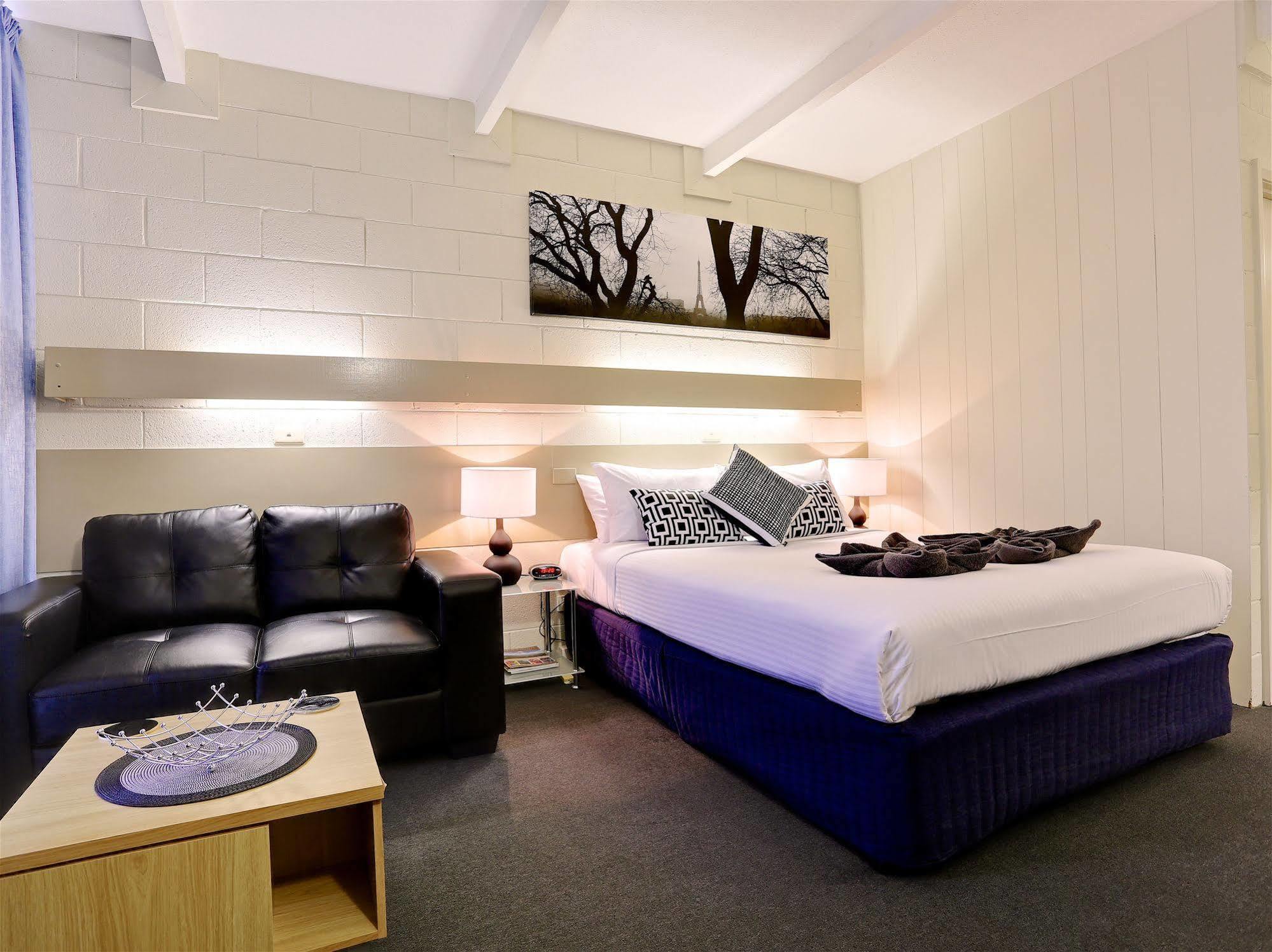 Castle Creek Motor Inn Euroa Dış mekan fotoğraf